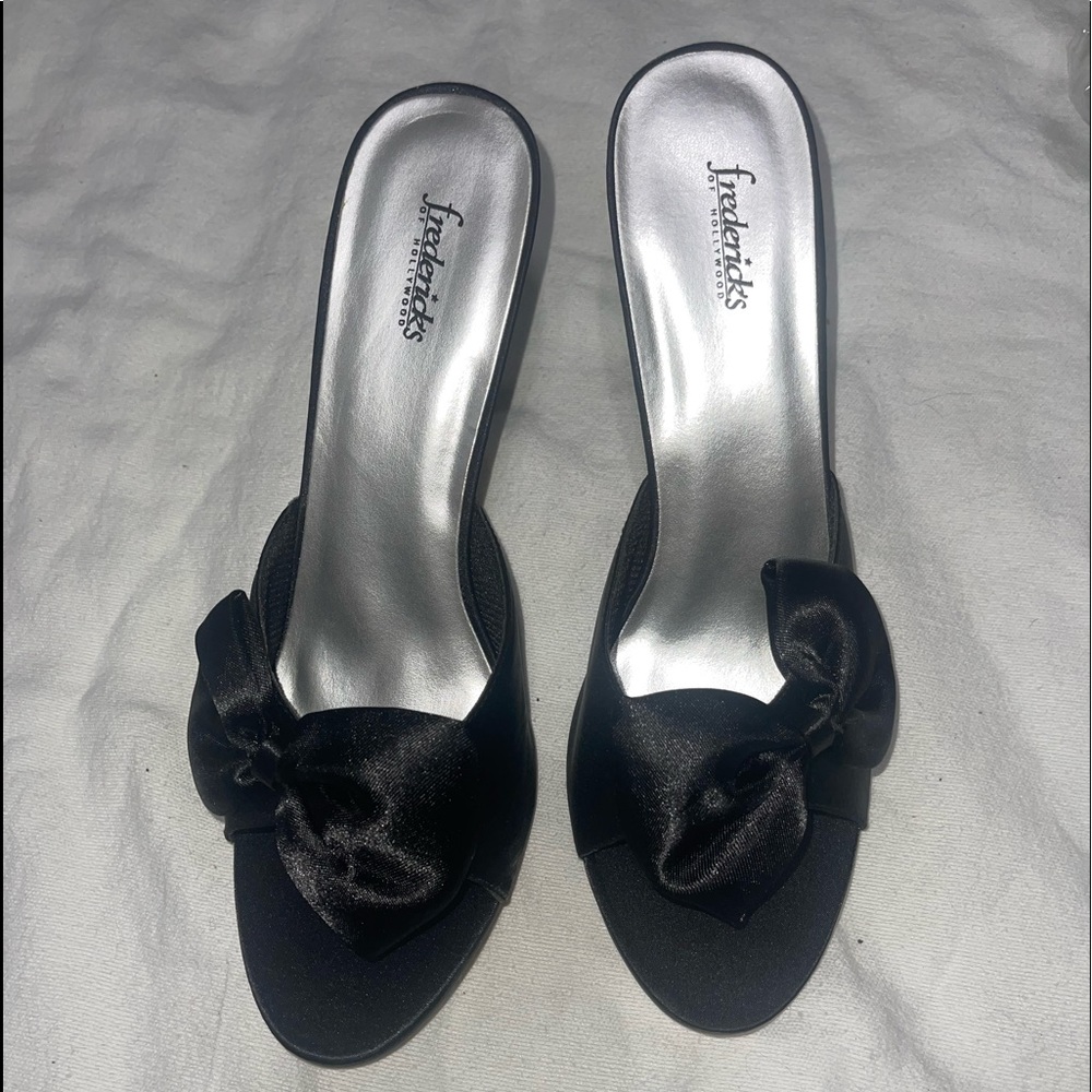 Fredericks of Hollywood black bow heel